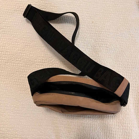 BAGGU Camera Bag - Picture 3 of 4